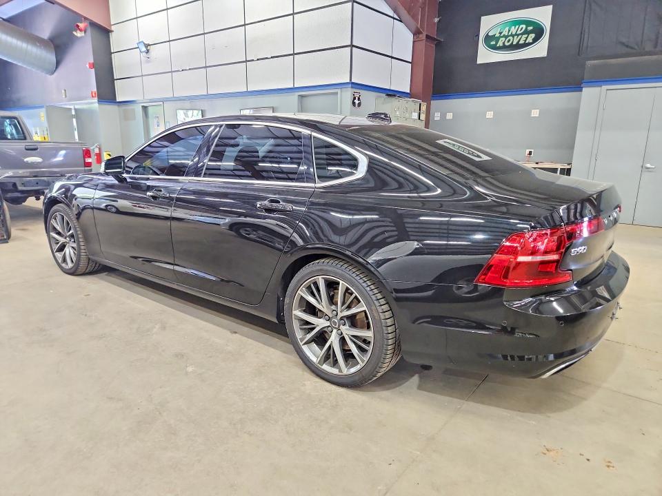 Photo 2 from auction – 2018 VOLVO S90 with VIN LVY102MKXJP056962