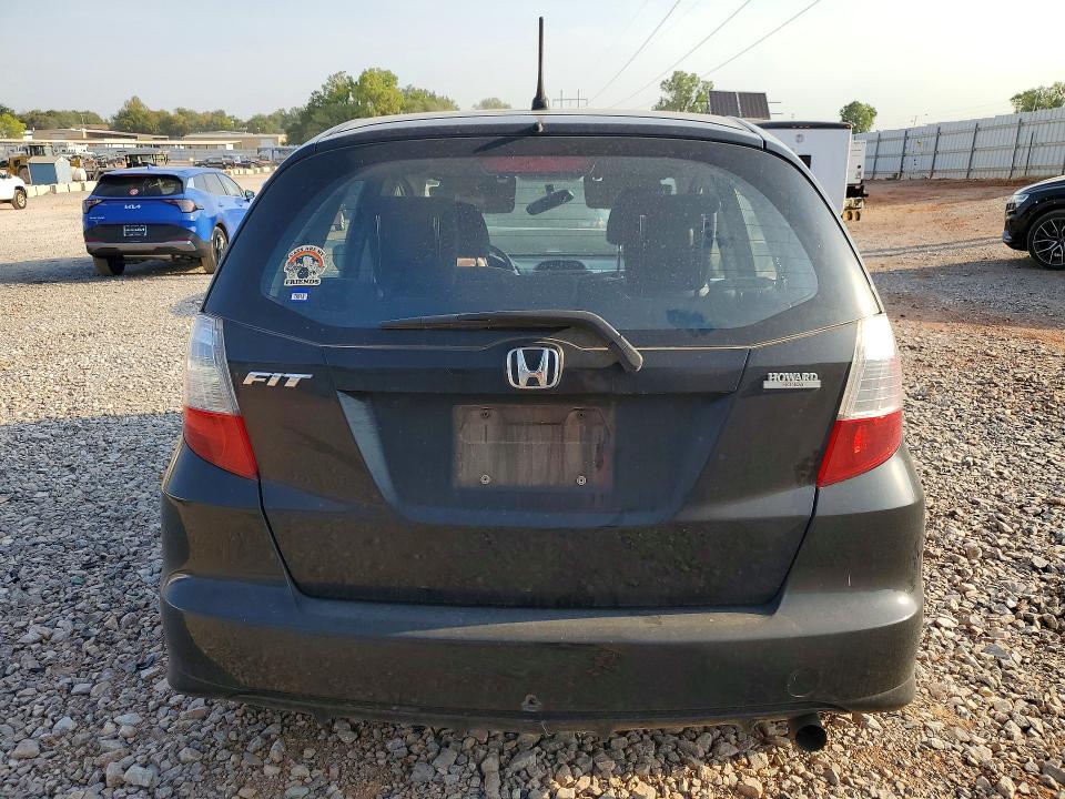 Photo 6 from auction – 2013 HONDA FIT with VIN JHMGE8H38DC050399