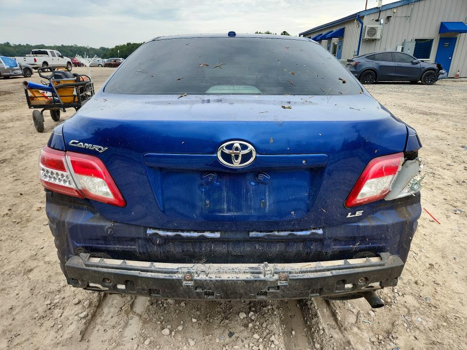 Photo 6 from auction – 2011 TOYOTA CAMRY with VIN 4T1BF3EK3BU686545