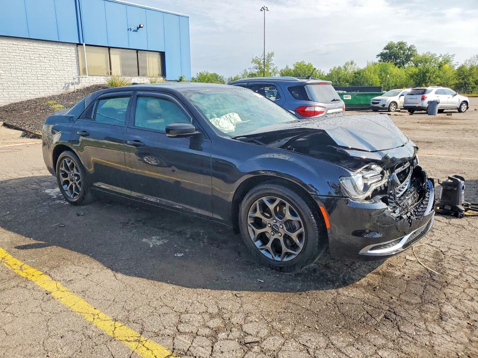 Photo 4 from auction – 2016 CHRYSLER 300 with VIN 2C3CCAGG9GH349407