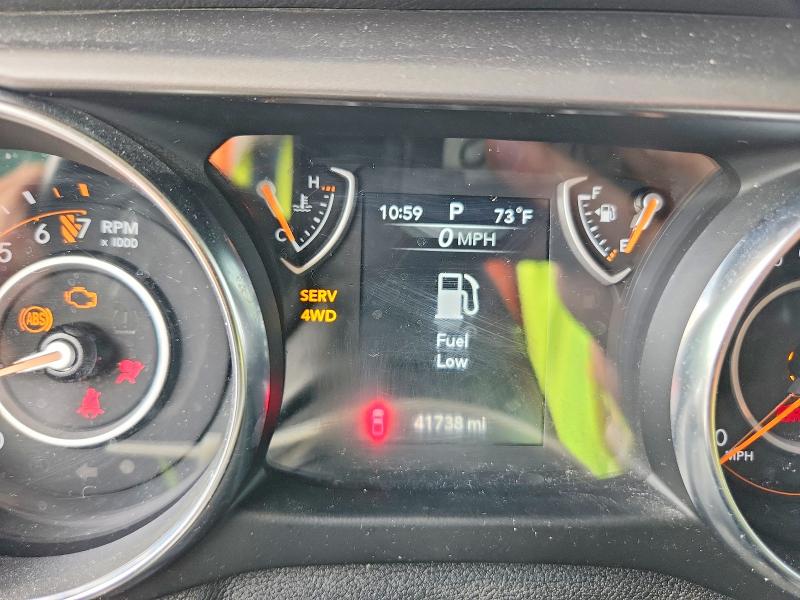 Photo 9 from auction – 2021 JEEP GLADIATOR with VIN 1C6HJTAG7ML613788