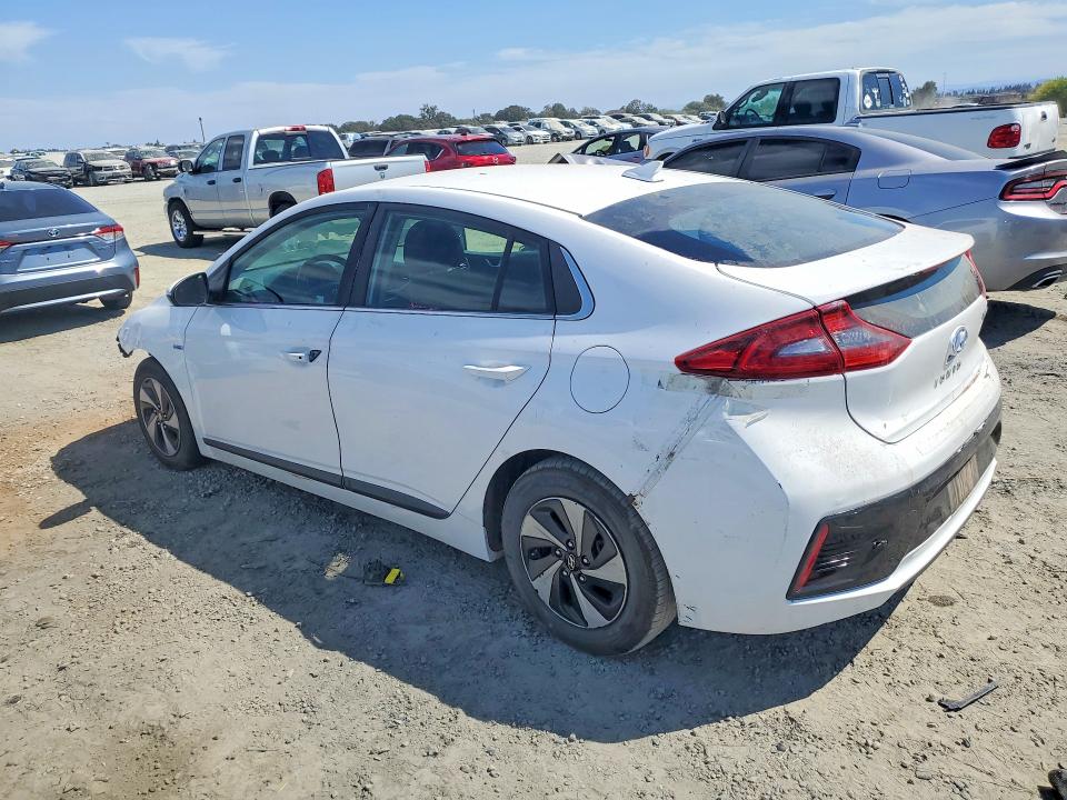 Photo 2 from auction – 2018 HYUNDAI IONIQ with VIN KMHC75LC5JU061748