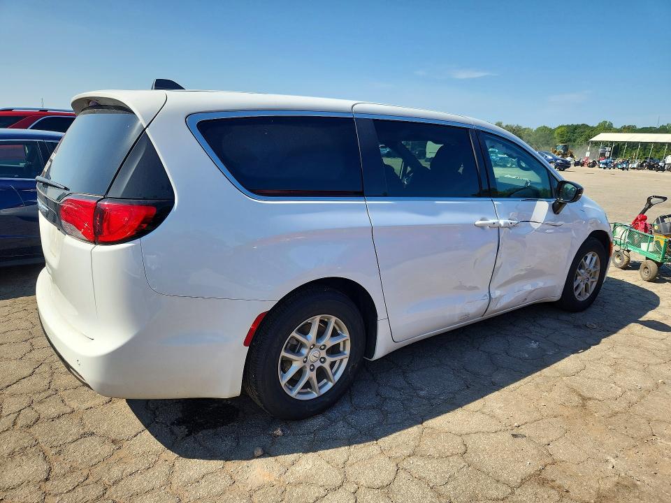 Foto 3 de la subasta – 2026 CHRYSLER VOYAGER con VIN 2C4RC1CG7TR252528