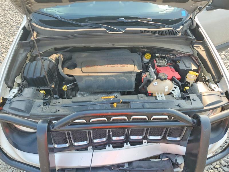 Photo 11 from auction – 2020 JEEP RENEGADE with VIN ZACNJBAB7LPL09281