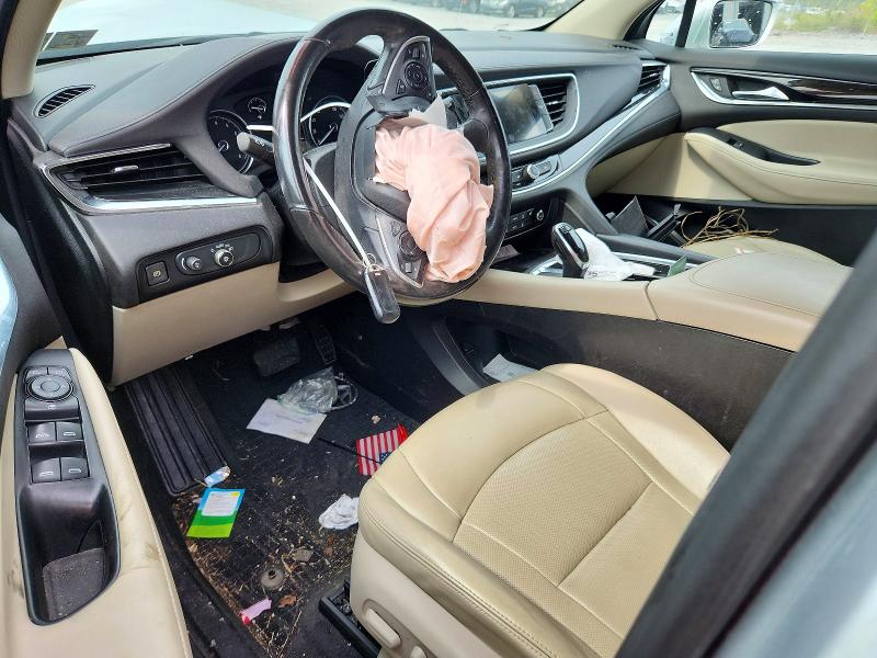 Photo 8 from auction – 2020 BUICK ENCLAVE with VIN 5GAEVAKW9LJ304314