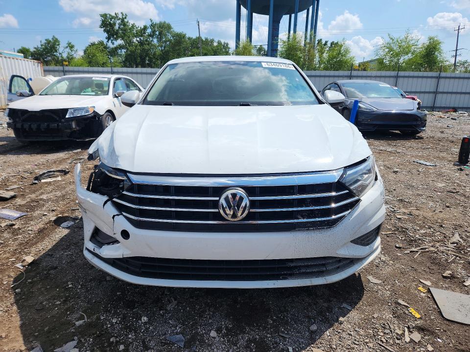 Photo 5 from auction – 2019 VOLKSWAGEN JETTA with VIN 3VWCB7BU5KM166639
