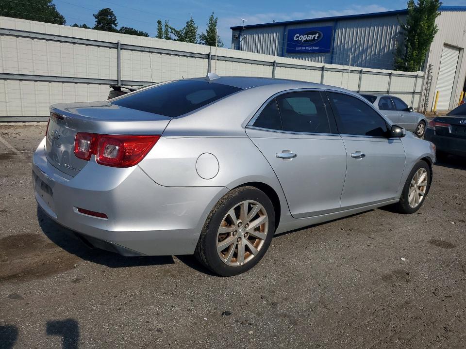 Photo 3 from auction – 2014 CHEVROLET MALIBU with VIN 1G11H5SL4EF224161