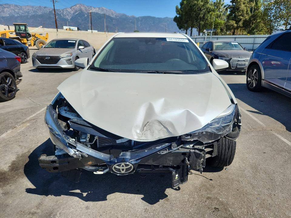 Zdjęcie 5 z aukcji – 2017 TOYOTA COROLLA z VIN 5YFBURHE8HP600851