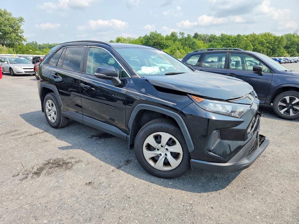 Photo 4 from auction – 2021 TOYOTA RAV4 with VIN 2T3G1RFV8MC153621