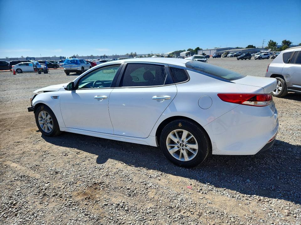 Photo 2 from auction – 2016 KIA OPTIMA with VIN 5XXGT4L32GG065038
