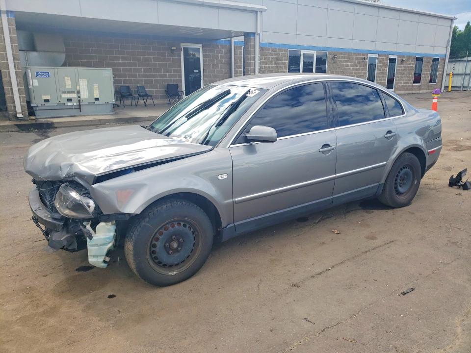 VOLKSWAGEN PASSAT 2003 with VIN WVWMD63B13P251787 - Photo from auction