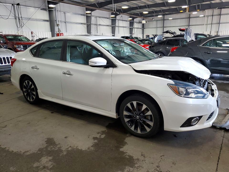 Photo 4 from auction – 2017 NISSAN SENTRA with VIN 3N1CB7AP1HY321884