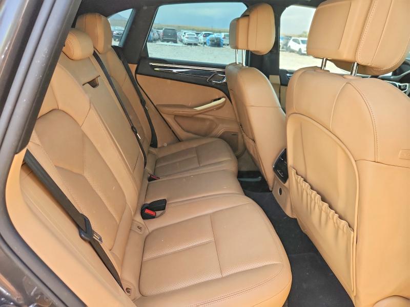Photo 11 from auction – 2018 PORSCHE MACAN with VIN WP1AB2A55JLB31606