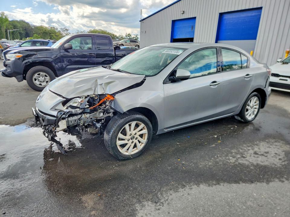 2013 MAZDA 3 - Търг №66353106