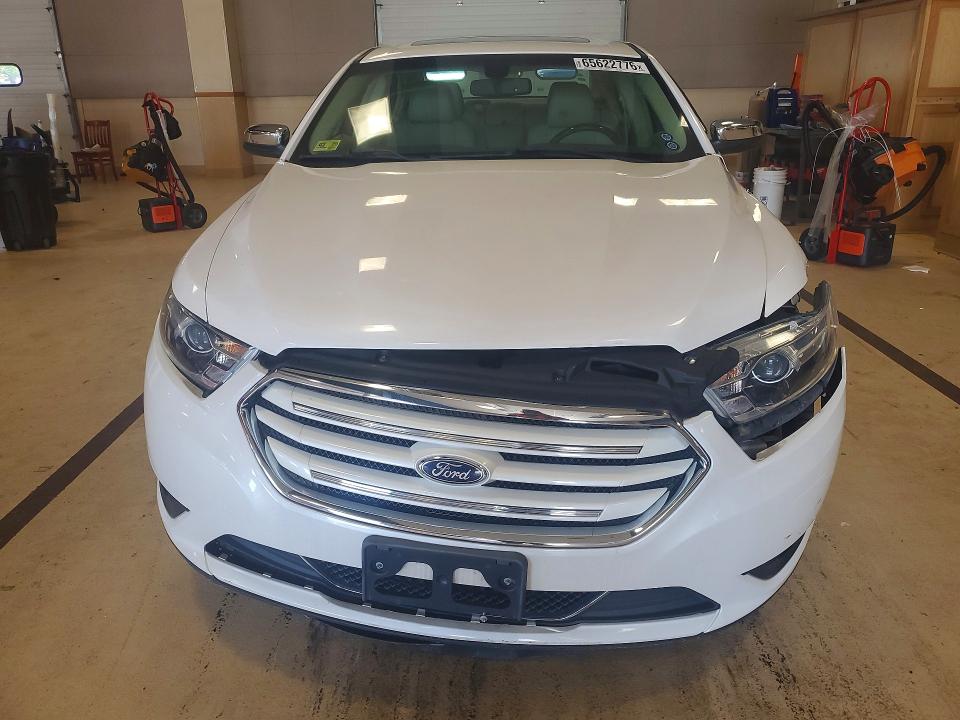 Photo 5 from auction – 2016 FORD TAURUS with VIN 1FAHP2J88GG149732