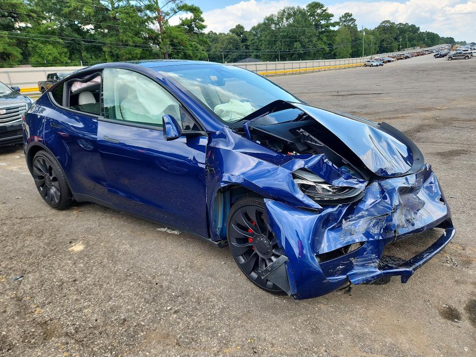 Photo 4 from auction – 2023 TESLA MODEL Y with VIN 7SAYGDEF9PF842689