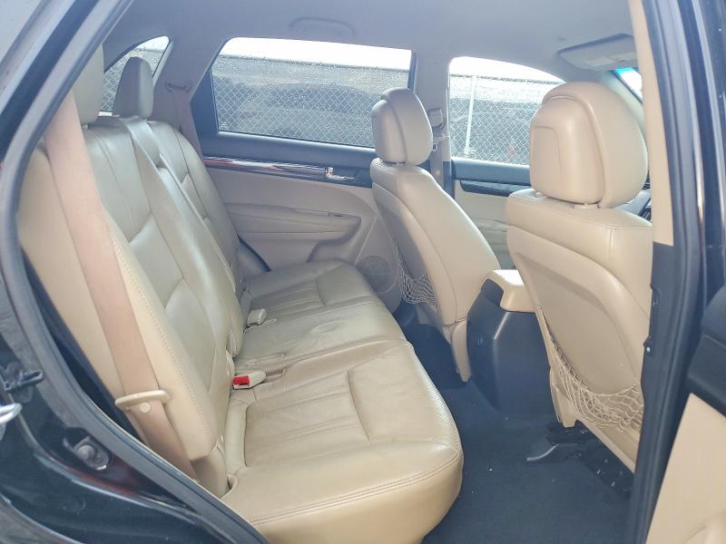 Photo 10 from auction – 2012 KIA SORENTO with VIN 5XYKU4A6XCG253056