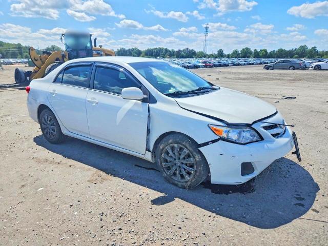 Photo 4 from auction – 2012 TOYOTA COROLLA with VIN JTDBU4EE9C9173587