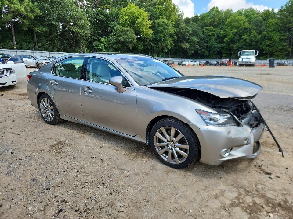 Photo 4 from auction – 2015 LEXUS GS with VIN JTHBE1BL7FA009917
