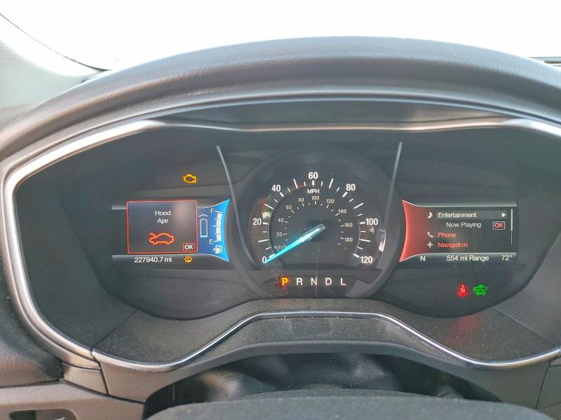Photo 9 from auction – 2016 FORD FUSION with VIN 3FA6P0SU5GR173342