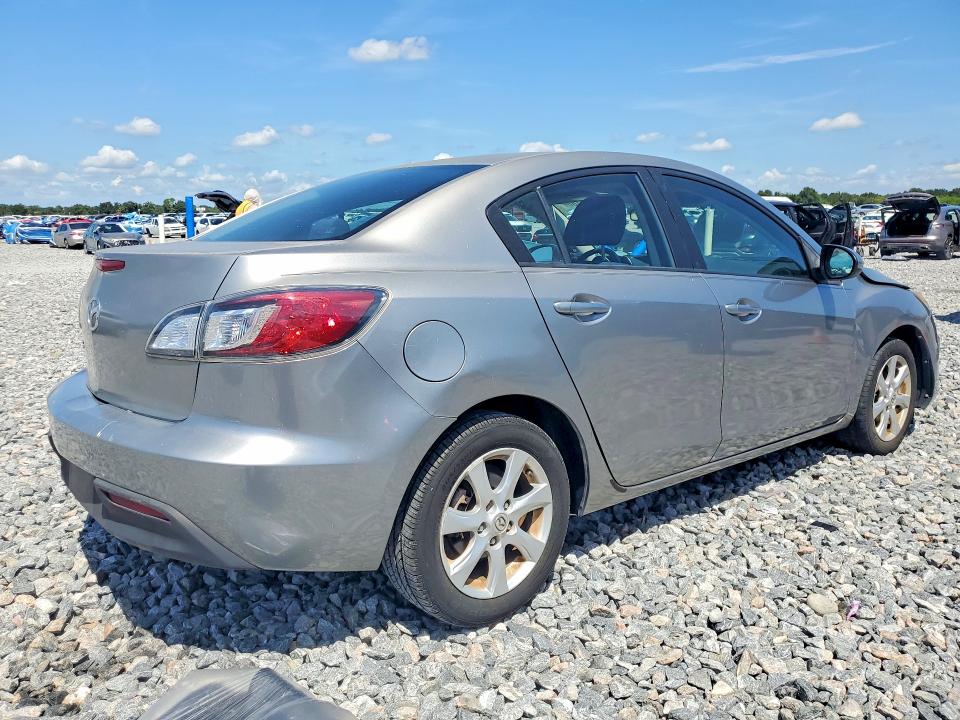 Photo 3 from auction – 2010 MAZDA 3 with VIN JM1BL1SF4A1344840