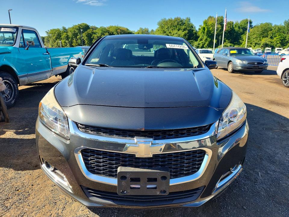 Photo 5 from auction – 2015 CHEVROLET MALIBU with VIN 1G11E5SX6FF270331