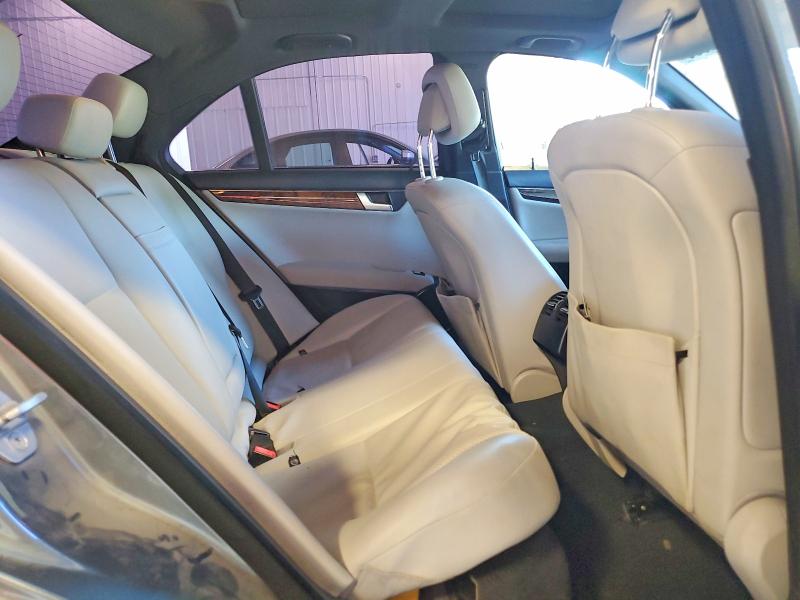 Photo 10 from auction – 2012 MERCEDES-BENZ C with VIN WDDGF4HB1CA649532