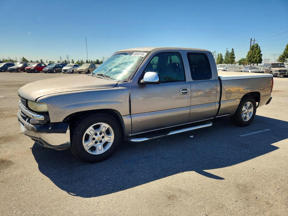 CHEVROLET SILVERADO 2001 with VIN 2GCEC19V911266978 - Photo from auction