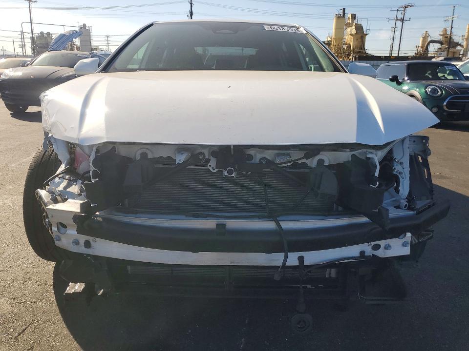 Photo 5 from auction – 2025 TOYOTA CAMRY with VIN 4T1DAACK5SU539836
