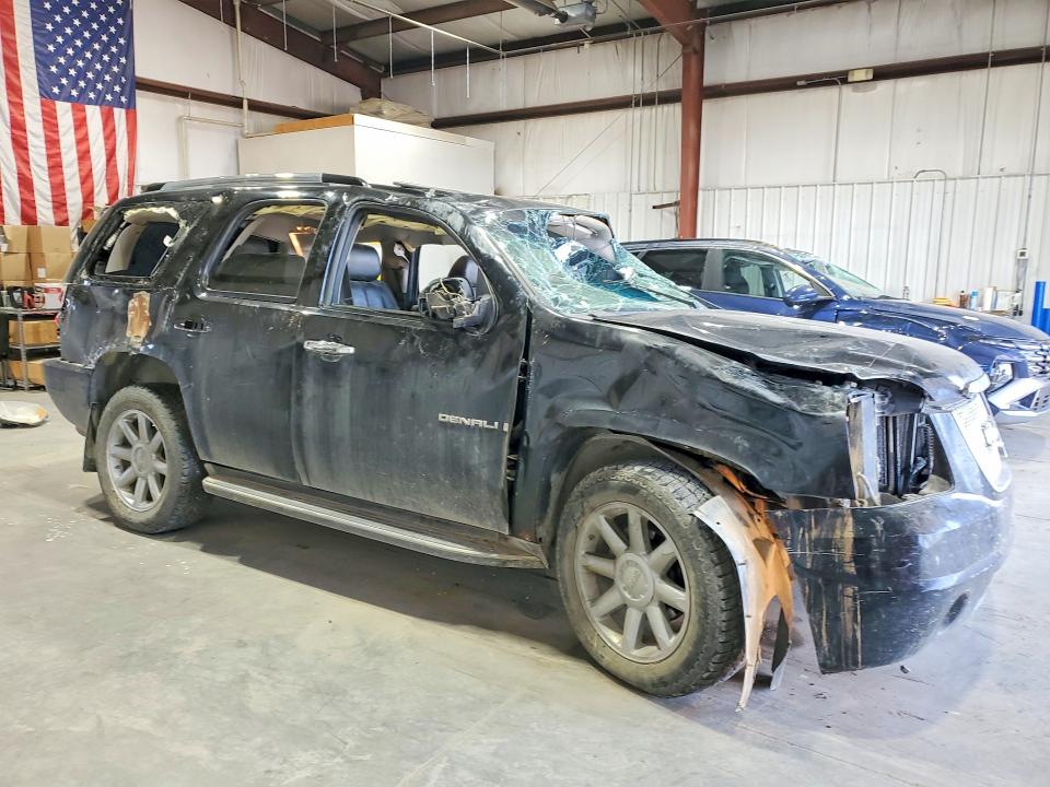 Photo 4 from auction – 2007 GMC YUKON with VIN 1GKFK63817J214481