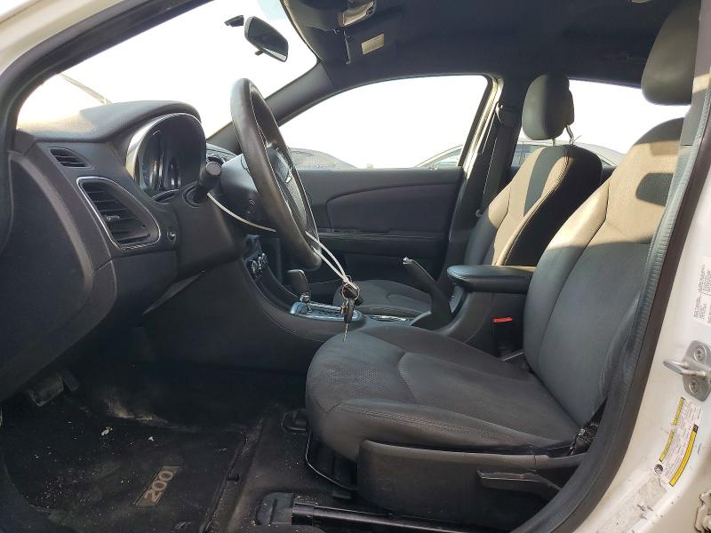 Foto 7 de la subasta – 2012 CHRYSLER 200 con VIN 1C3CCBAB2CN274229