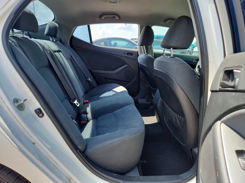 Photo 10 from auction – 2015 KIA OPTIMA with VIN KNAGM4A77F5575355