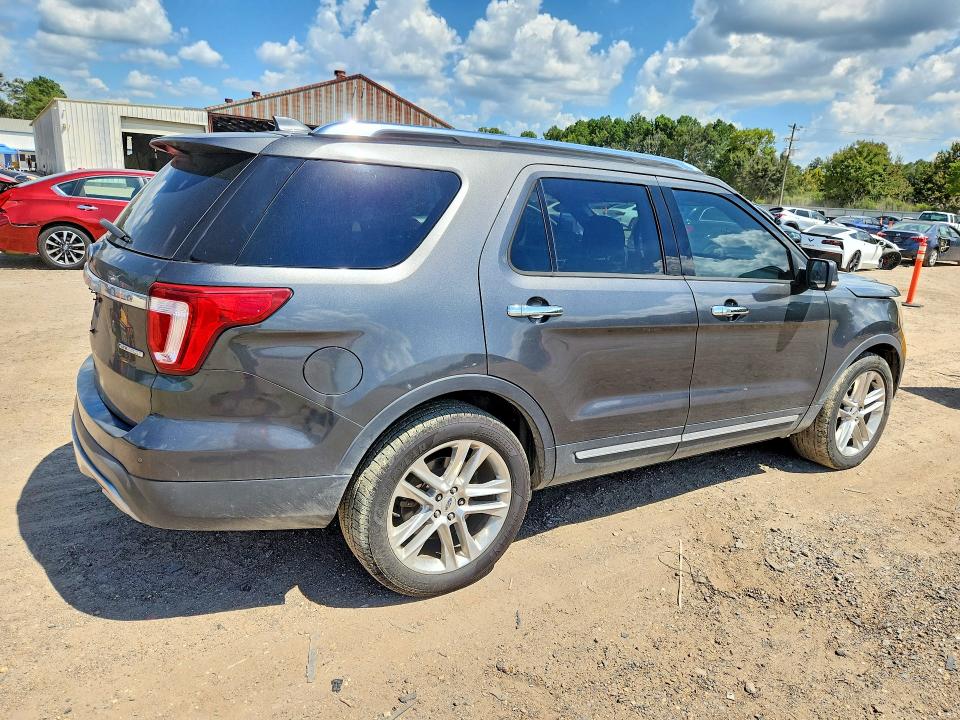 Photo 3 from auction – 2016 FORD EXPLORER with VIN 1FM5K7F82GGB15587