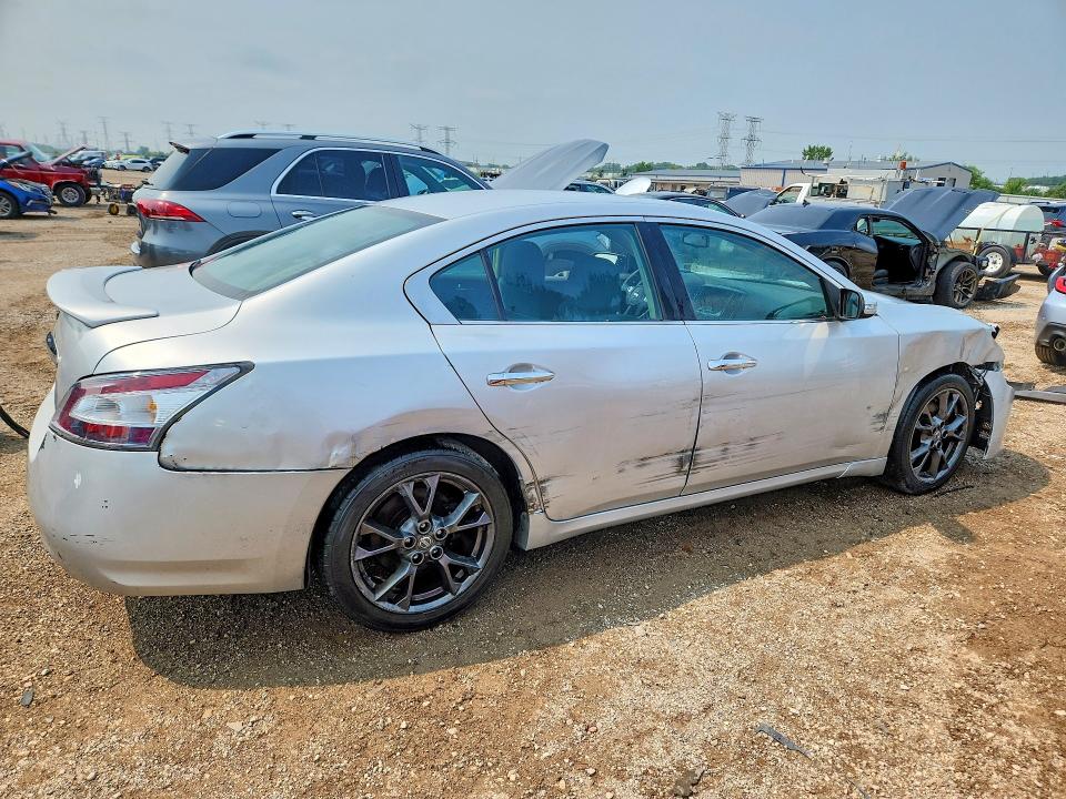 Photo 3 from auction – 2012 NISSAN MAXIMA with VIN 1N4AA5AP6CC839136