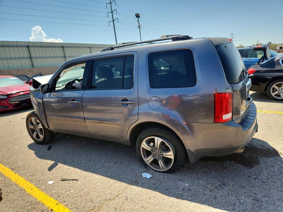 Photo 2 from auction – 2015 HONDA PILOT with VIN 5FNYF4H39FB067357