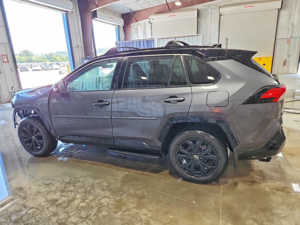 Zdjęcie 2 z aukcji – 2025 TOYOTA RAV4 z VIN 4T3E6RFVXSU180453
