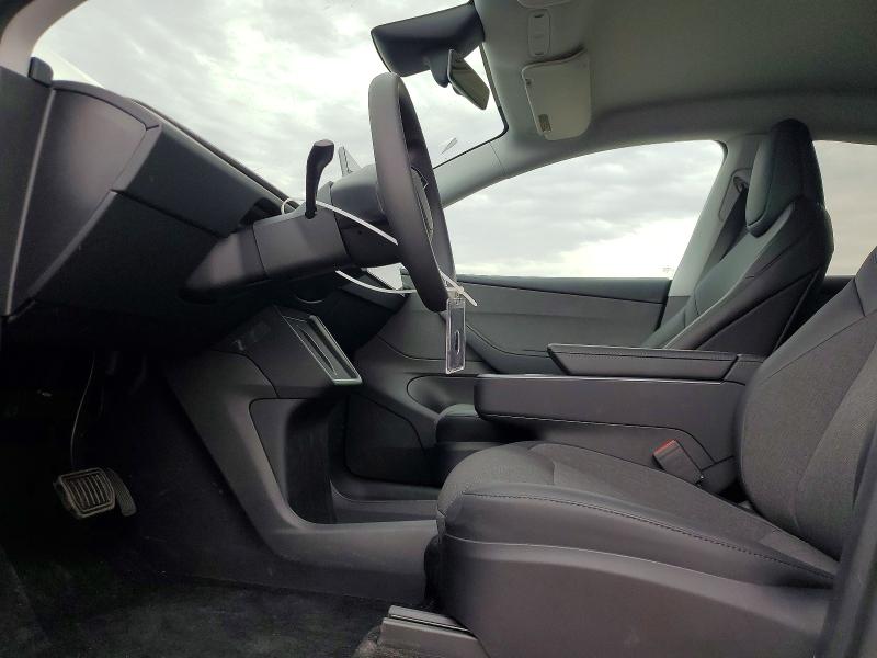 Снимка 7 от търг – 2026 TESLA MODEL Y с VIN 7SAYGDEE7TA663341