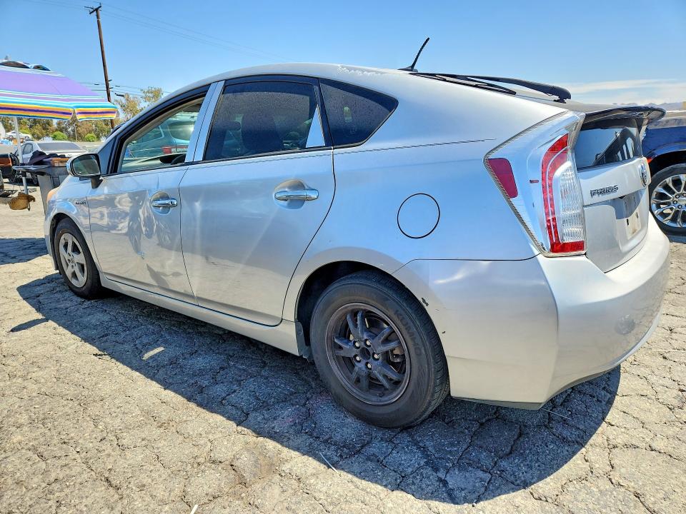 Photo 2 from auction – 2012 TOYOTA PRIUS with VIN JTDKN3DU3C5443694