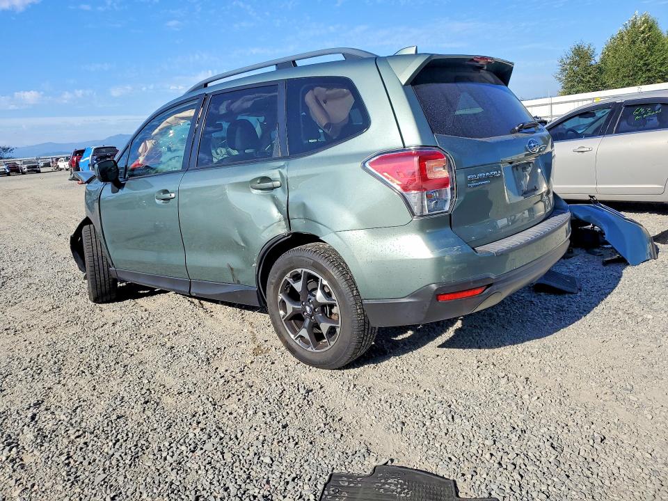 Photo 2 from auction – 2017 SUBARU FORESTER with VIN JF2SJAGC0HH479174