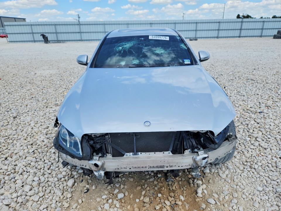 Photo 5 from auction – 2017 MERCEDES-BENZ E with VIN WDDZF4JB3HA104426