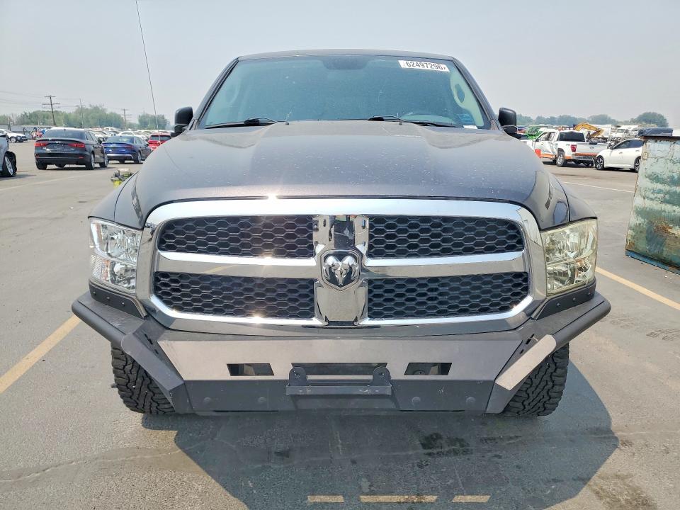 Photo 5 from auction – 2018 RAM 1500 with VIN 1C6RR7GG2JS307479