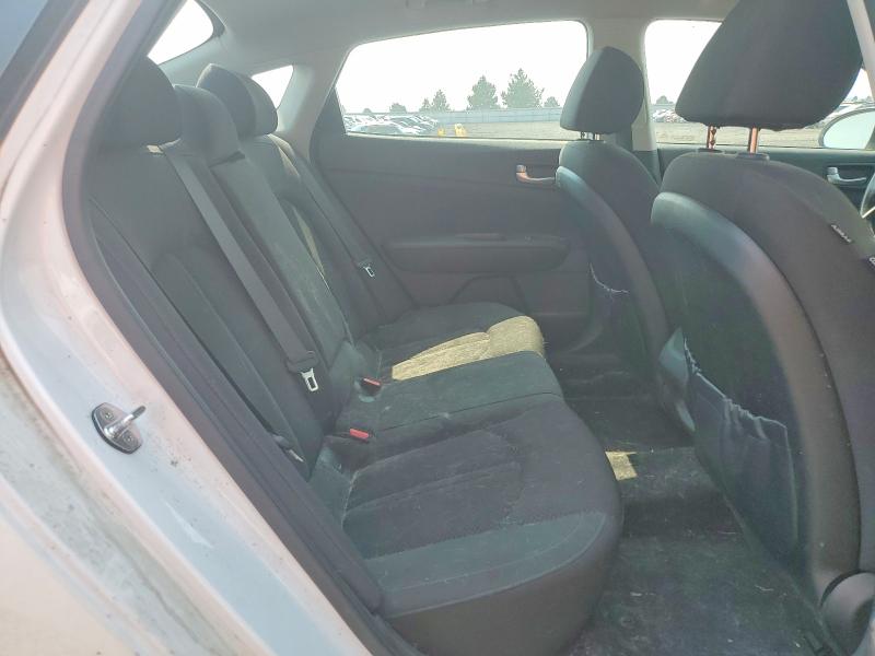 Photo 10 from auction – 2016 KIA OPTIMA with VIN 5XXGT4L14GG006233