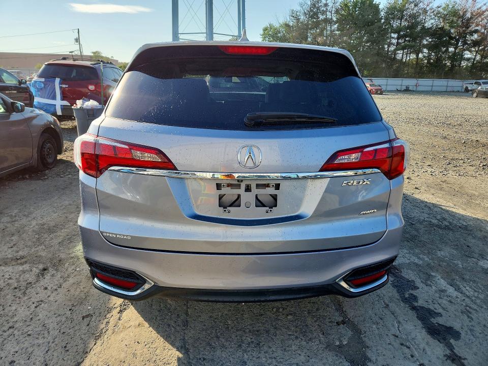 Photo 6 from auction – 2016 ACURA RDX with VIN 5J8TB4H38GL021797