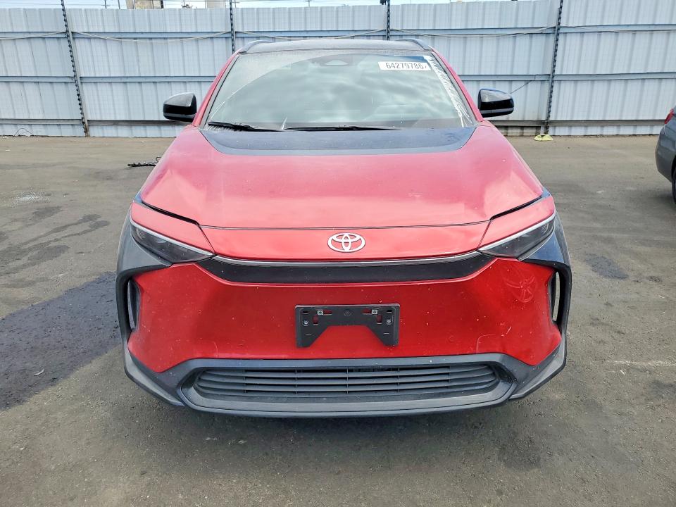 Photo 5 from auction – 2025 TOYOTA BZ4X with VIN JTMABACA6SA104028