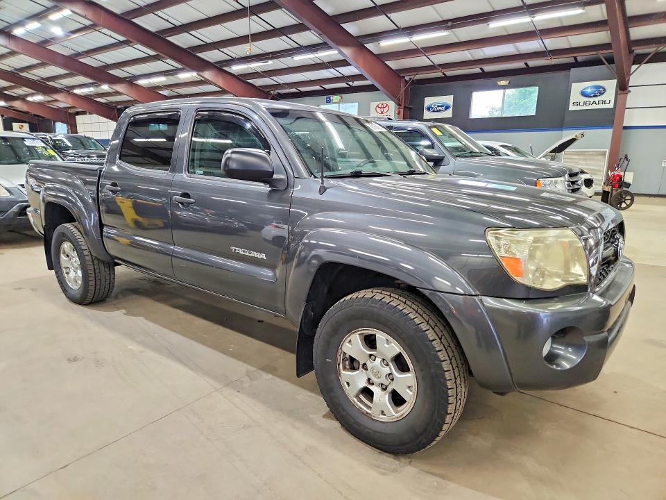 Photo 4 from auction – 2011 TOYOTA TACOMA with VIN 3TMLU4ENXBM068884