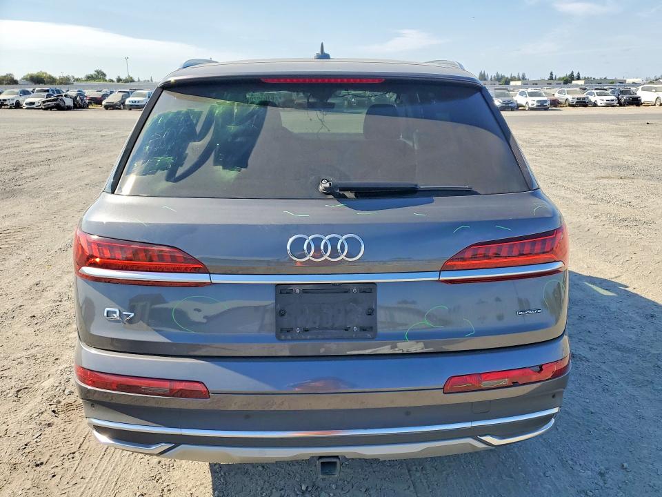 Photo 6 from auction – 2020 AUDI Q7 with VIN WA1LXAF77LD003553
