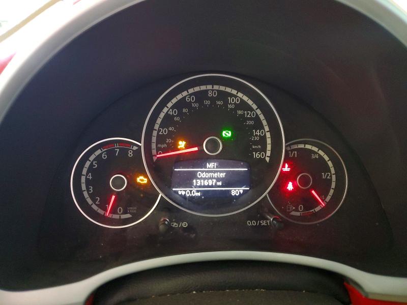 Photo 9 from auction – 2014 VOLKSWAGEN BEETLE with VIN 3VW5X7AT5EM802418