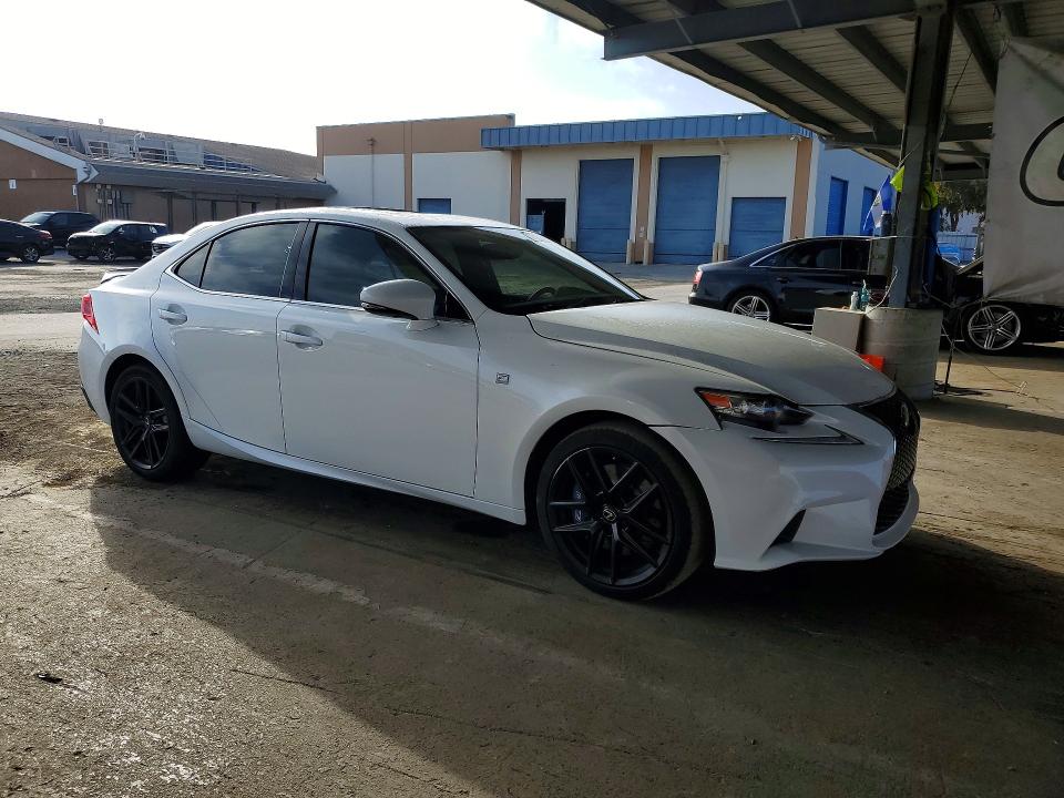 Photo 4 from auction – 2015 LEXUS IS with VIN JTHBE1D28F5019353