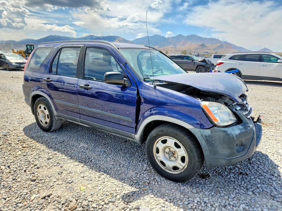 Photo 4 from auction – 2005 HONDA CR-V with VIN JHLRD685X5C007657