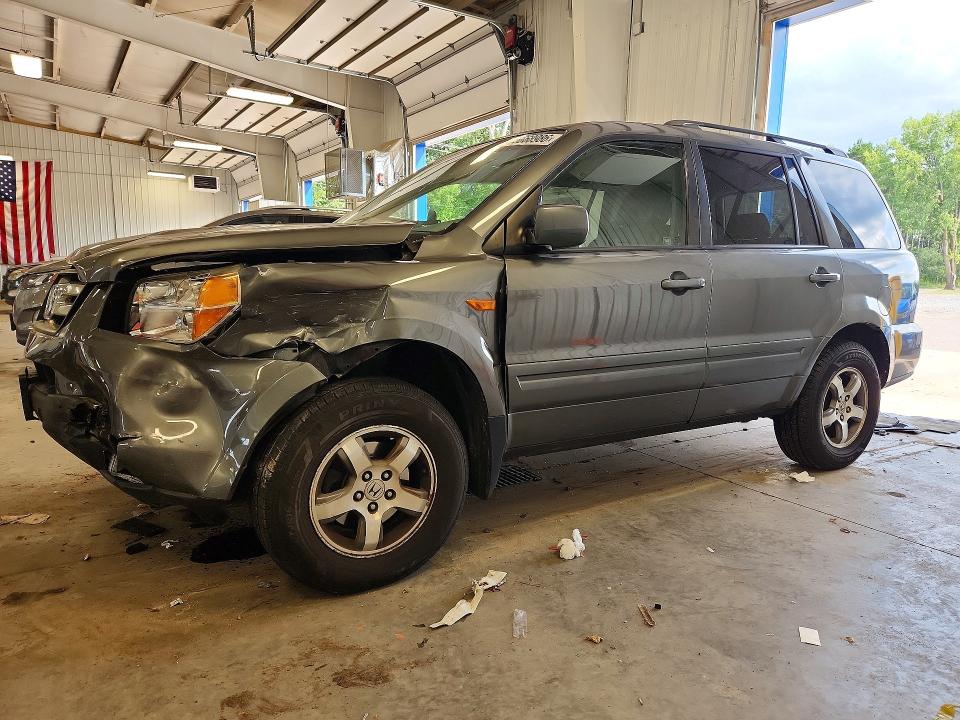 HONDA PILOT 2008 with VIN 5FNYF18508B016445 - Photo from auction